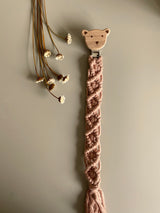 Makramee Schnuller-Kette "Altrosa"