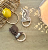 Beißring  aus zertifizierter Baumwolle und Birkenholz