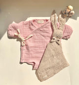 Wickelbody aus 100 % zertifizierter Baumwolle