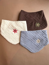 HALSTUCH aus zertifizierter Baumwolle - bestickt