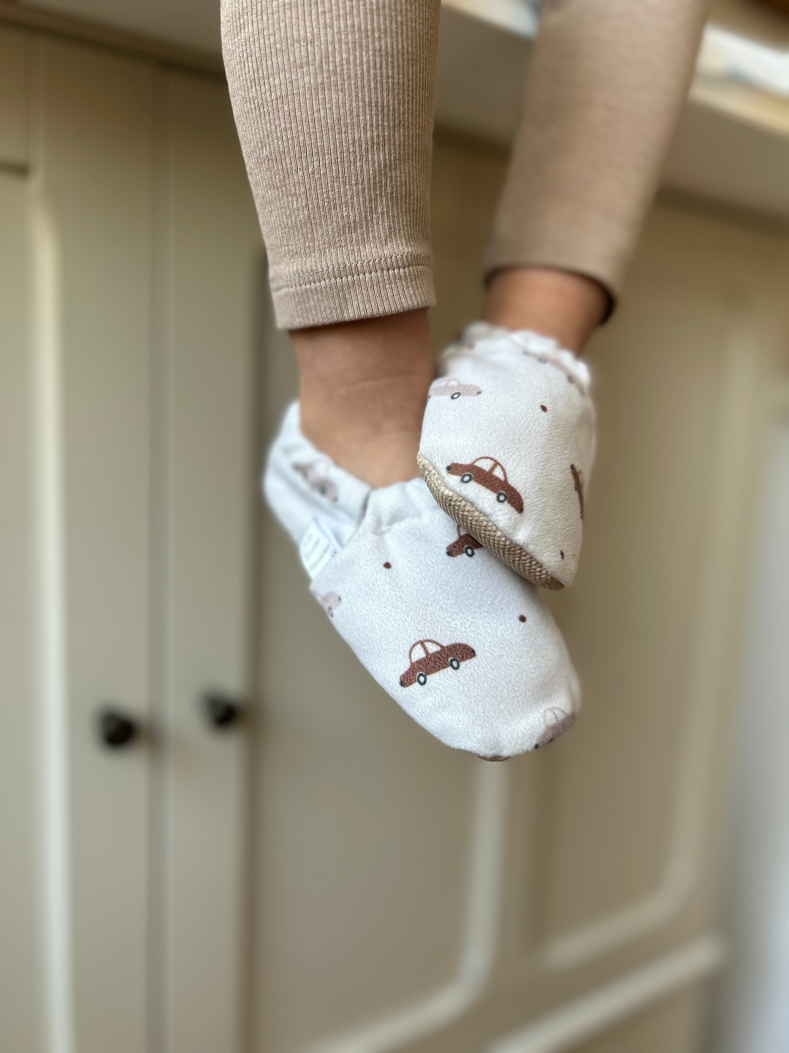 Barfußschuhe ''Autos